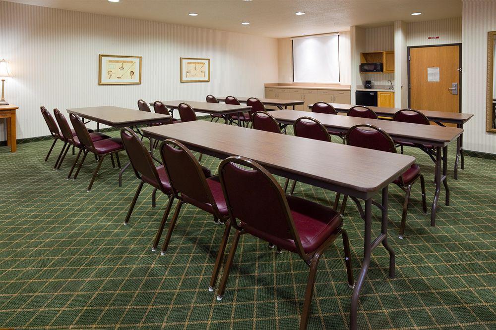 Holiday Inn Express & Suites Yankton By Ihg Зручності фото