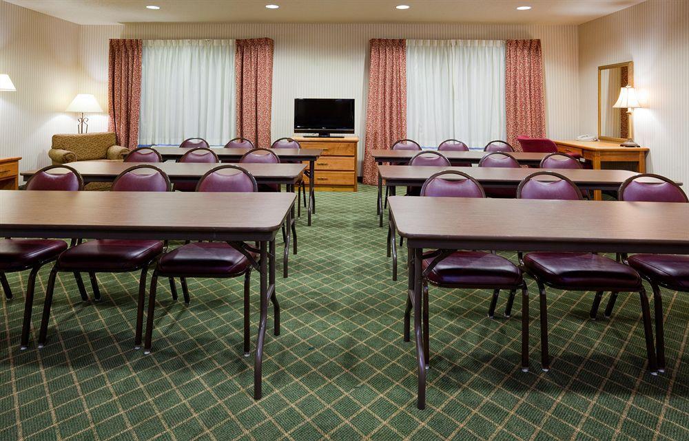 Holiday Inn Express & Suites Yankton By Ihg Зручності фото