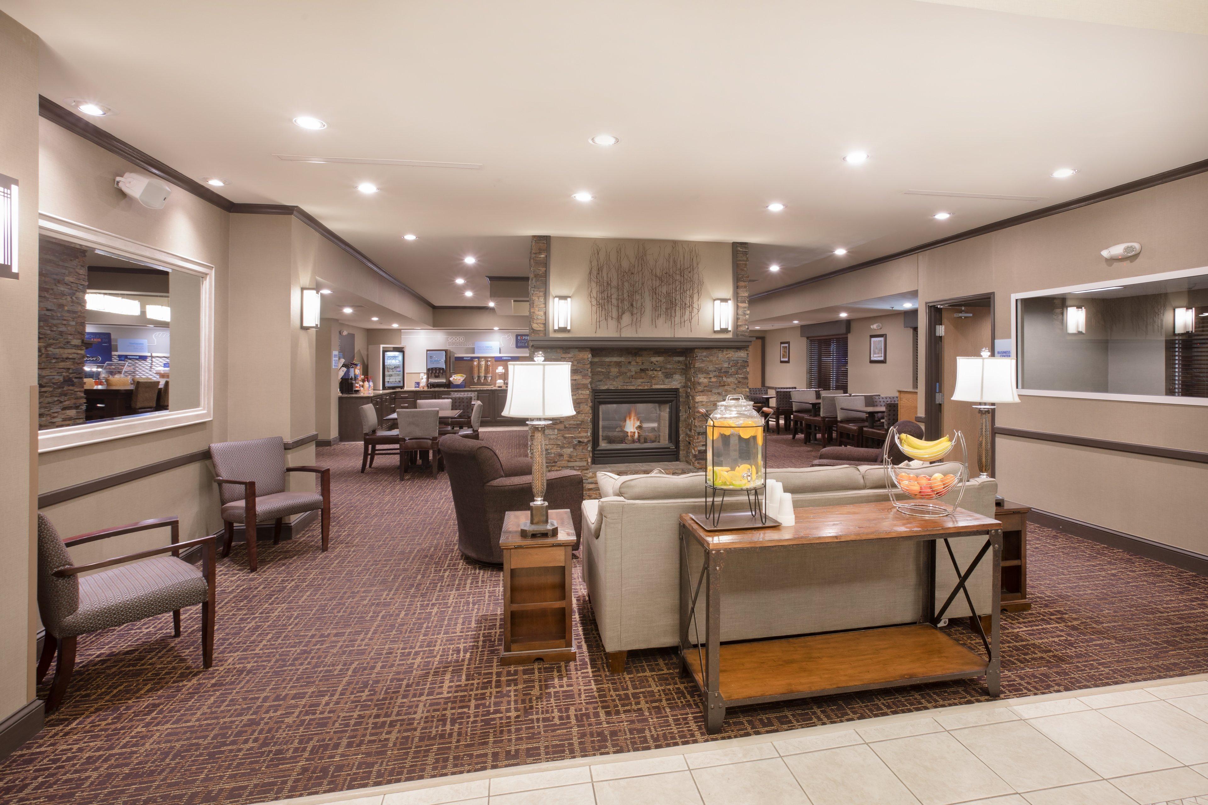 Holiday Inn Express & Suites Yankton By Ihg Екстер'єр фото