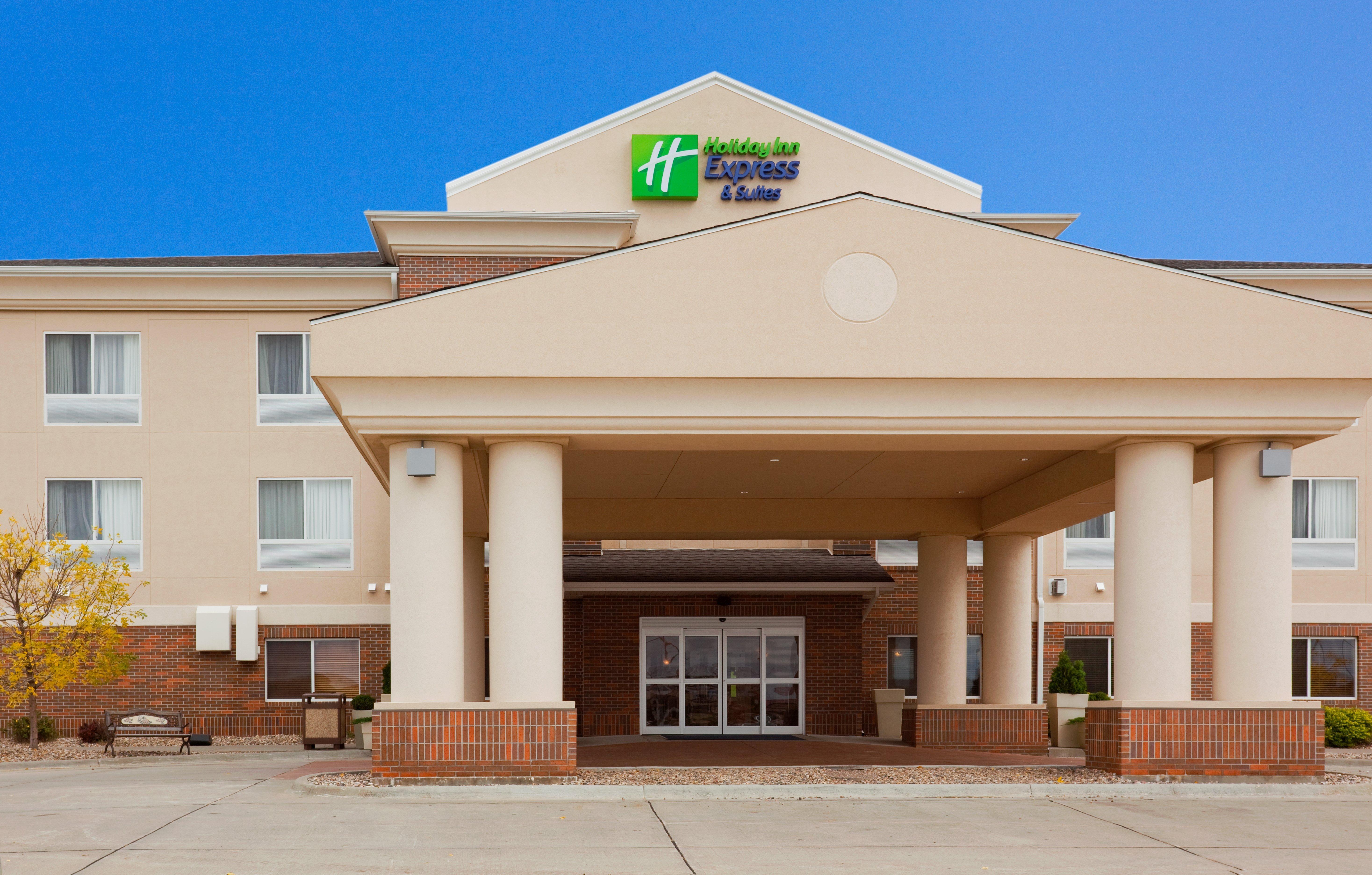 Holiday Inn Express & Suites Yankton By Ihg Екстер'єр фото